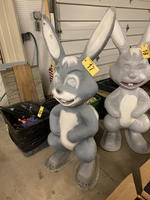 TIMED ONLINE AUCTION KAWASAKI MULE & DRIVING RANGE EQUIPMENT Auction Photo