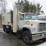 1992 FORD L9000 DIESEL TRUCK W/ VACTOR VACUUM