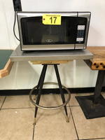 TIMED ONLINE AUCTION RESTAURANT EQUIPMENT, VINTAGE REFRIGERATED CASE Auction Photo