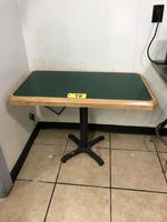 TIMED ONLINE AUCTION RESTAURANT EQUIPMENT, VINTAGE REFRIGERATED CASE Auction Photo