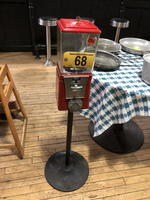TIMED ONLINE AUCTION RESTAURANT EQUIPMENT, VINTAGE REFRIGERATED CASE Auction Photo