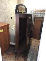 TIMED ONLINE AUCTION TAXIDERMY - ANTIQUES - COLLECTIBLES  Auction Photo