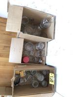 TIMED ONLINE AUCTION TAXIDERMY - ANTIQUES - COLLECTIBLES  Auction Photo