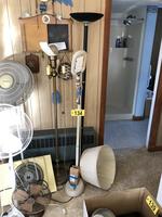 TIMED ONLINE AUCTION TAXIDERMY - ANTIQUES - COLLECTIBLES  Auction Photo