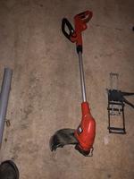 TIMED ONLINE AUCTION  YAMAHA BABY GRAND PIANO - FURNITURE - SILVER Auction Photo