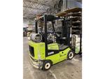 TIMED ONLINE AUCTION EVENT RENTAL EQUIPMENT - FORKLIFTS - TRAILERS Auction Photo