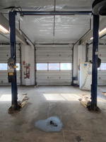 TIMED ONLINE AUCTION SURPLUS AUTOMOTIVE EQUIPMENT & FURNITURE Auction Photo