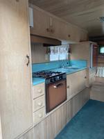 VINTAGE SLIDE IN CAMPER Auction Photo