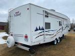 2005 WILDCAT TRAVEL TRAILER Auction Photo