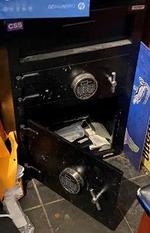 TIMED ONLINE AUCTION SPORTS BAR & RESTAURANT EQUIPMENT - 191 SEATING Auction Photo