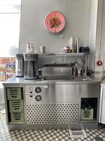 TIMED ONLINE AUCTION KITCHEN EQUIPMENT - 50'S STYLE FURNITURE Auction Photo