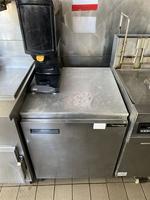 TIMED ONLINE AUCTION KITCHEN EQUIPMENT - 50'S STYLE FURNITURE Auction Photo