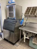 TIMED ONLINE AUCTION KITCHEN EQUIPMENT - 50'S STYLE FURNITURE Auction Photo