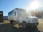 2004 CHEVROLET 6500 BOX TRUCK Auction Photo