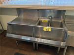 TIMED ONLINE AUCTION KITCHEN EQUIPMENT, TABLES & CHAIRS, HOOD SYSTEM Auction Photo