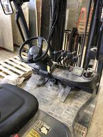 2009 TOYOTA MODEL 8FGCU25 5,000LB. FORKLIFT Auction Photo