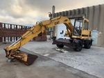 1986 CAT 206 RUBBER TIRED EXCAVATOR