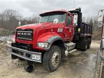 2009 MACK GU713 T/A, SANDER BODY, PLOW