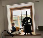 COLLECTIBLES Auction Photo