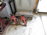 PUBLIC TIMED ONLINE AUCTION AUTOMOTIVE REPAIR EQUIPMENT - LIFTS Auction Photo