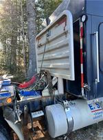 1999 FREIGHTLINER FLD TANDEM AXLE ROAD TRACTOR Auction Photo