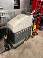 RETIREMENT AUCTION ~ TIMED ONLINE AUTOMOTIVE REPAIR EQUIPMENT - LIFTS Auction Photo
