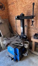 PUBLIC TIMED ONLINE AUCTION LINCOLN CAPRI HOT ROD, FORD F150 PICKUP Auction Photo