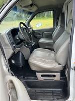 1999 CHEVROLET G30 HIGH CUBE Auction Photo