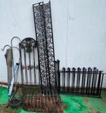 ASSORTED GARDEN FENCING & TRELLISES Auction Photo
