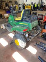 JOHN DEERE 1200 HYDRO BUNKER Auction Photo