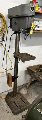 PUBLIC TIMED ONLINE AUCTION '66 MUSTANG CONV. - WOODWORKING - TOOLS Auction Photo