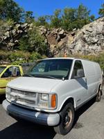 2001 CHEVROLET EXPRESS 3500 CARGO VAN