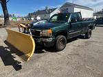 2005 GMC SIERRA 2500 HD 4X4 W/ PLOW