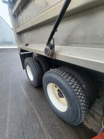 MAINE TURNPIKE VOLVO PLOW TRUCK Auction Photo