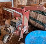 52ND ANNUAL LIVE SPRING CONSIGNMENT AUCTION Auction Photo