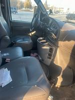 2007 FORD ECONOLINE E-450 BOX TRUCK Auction Photo