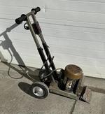 52ND ANNUAL LIVE SPRING CONSIGNMENT AUCTION Auction Photo