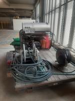 52ND ANNUAL LIVE SPRING CONSIGNMENT AUCTION Auction Photo