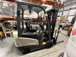 2022 CROWN FORKLIFT 23.5 HOURS!