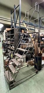 PUBLIC TIMED ONLINE AUCTION CAT LOADER, FORKLIFTS, LARGE Auction Photo