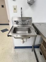 PUBLIC TIMED ONLINE AUCTION COMMERCIAL LAUNDRY & FOODSERVICE EQUIP. Auction Photo