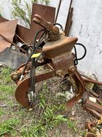4FT. HYDRAULIC LOG GRAPPLE