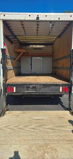2016 CHEVROLET EXPRESS BOX TRUCK W/ POWER LIFTGATE Auction Photo