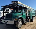 2001 INTERNATIONAL 4700 FORESTRY TRUCK W/ BUCKET LIFT