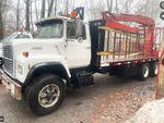 1989 FORD L9000 IMT CRANE TRUCK, 40' REACH