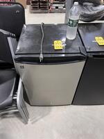 ABSOLUTE AUCTION LIVE ONSITE! ~ LATE MODEL ROAD TRACTORS, CAR CARRIERS, WRECKER, LOWBEDS Auction Photo