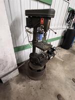 PUBLIC TIMED ONLINE AUCTION ~ VINTAGE TRUCKS & CONSTRUCTION EQUIPMENT, SHOP EQUIPMENT Auction Photo