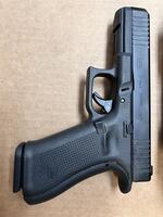 LOT 4 -GLOCK G17 GEN 5 9MM Auction Photo