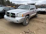 2005 DODGE DAKOTA 4-DOOR PICKUP