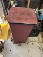 PUBLIC TIMED ONLINE AUCTION WOODWORKING & SUPPORT EQUIPMENT Auction Photo